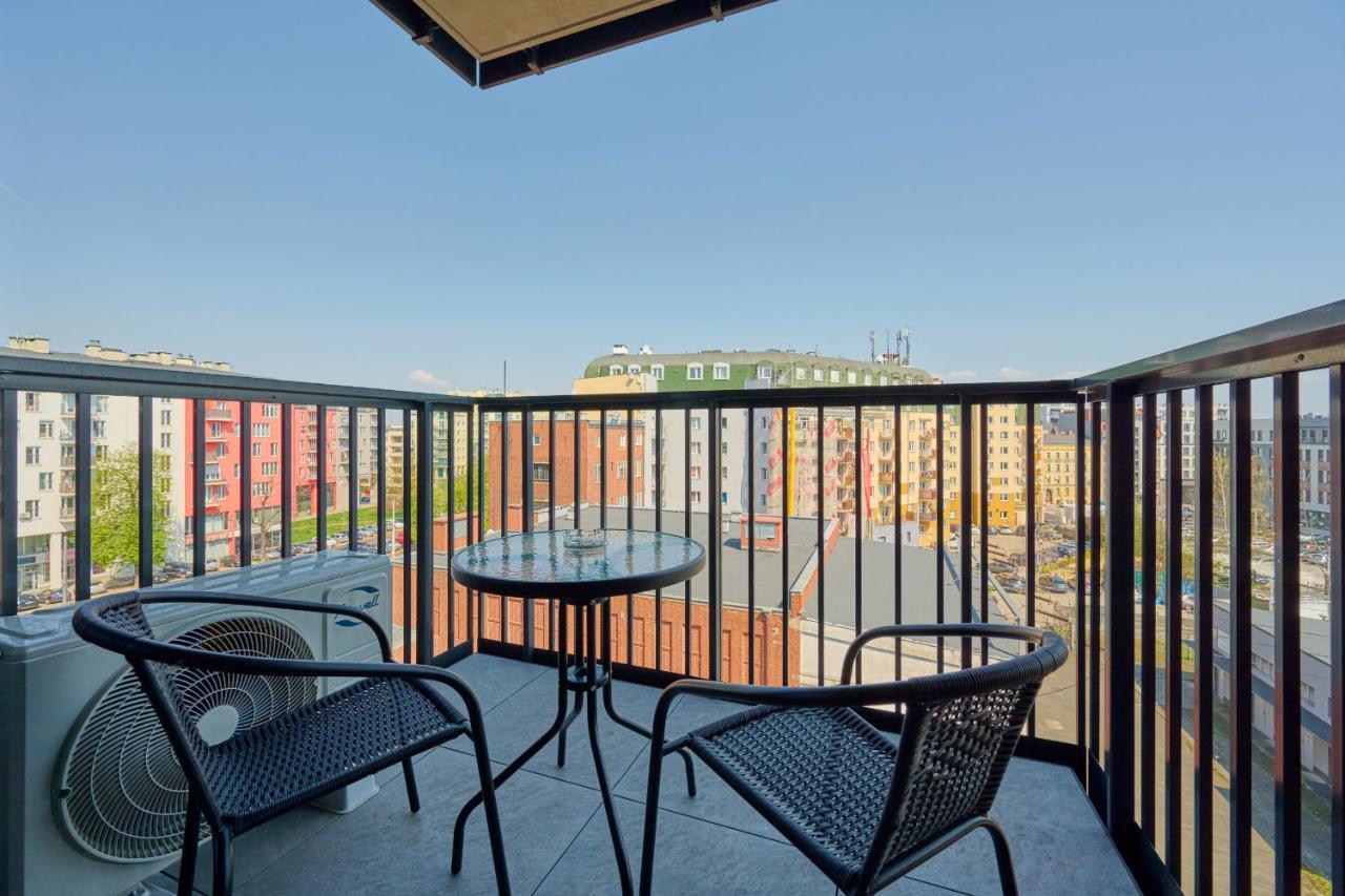 Modern Elegance Apartments Wroclaw With Ac By Noclegi Renters Ngoại thất bức ảnh