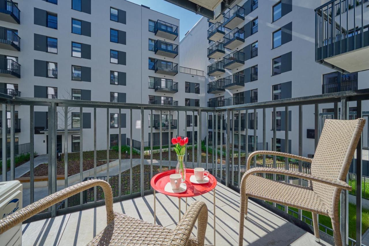Modern Elegance Apartments Wroclaw With Ac By Noclegi Renters Ngoại thất bức ảnh